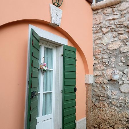 Casa Del Capitello Apartamento Caprino Veronese Exterior foto