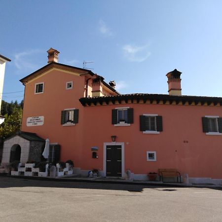 Casa Del Capitello Apartamento Caprino Veronese Exterior foto